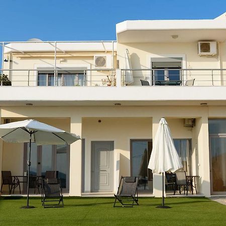 קוקינוס פירגוס Coral Sea Apartment מראה חיצוני תמונה