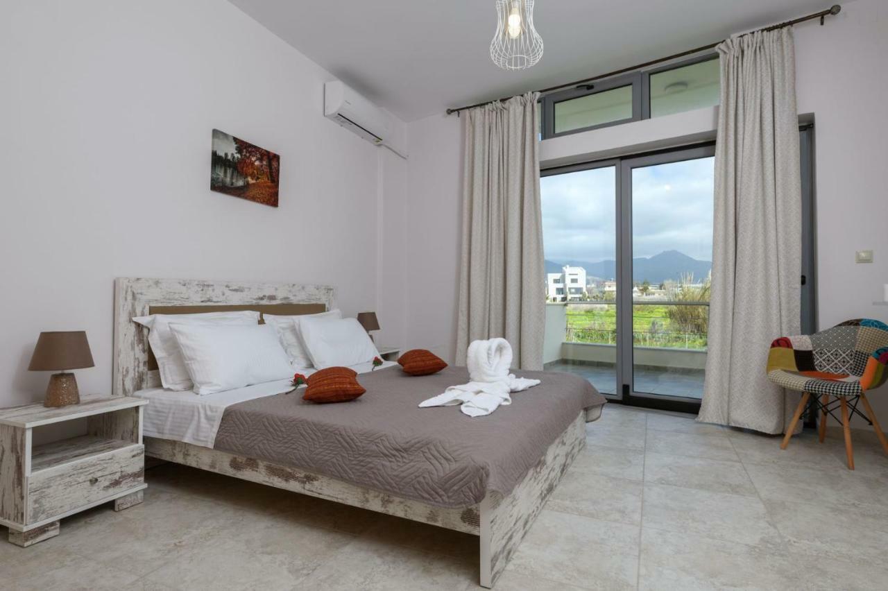 קוקינוס פירגוס Coral Sea Apartment מראה חיצוני תמונה